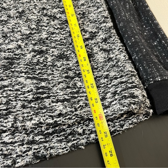 Lou & Grey Raglan Sleeve Grey and Black Sweater - Picture 11 of 11